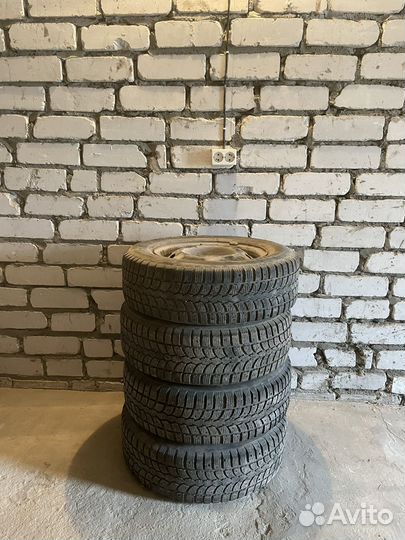 R13 Continental IceContact 3 175/70, PCD 6x98 DIA 58.5