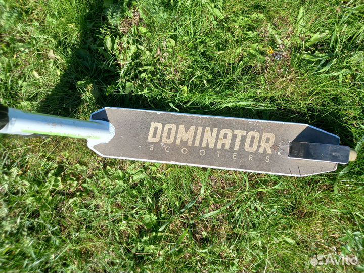 Трюковой самокат