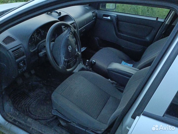 Opel Astra 1.6 МТ, 2002, 180 000 км