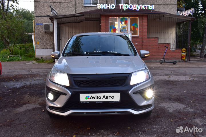 LADA Granta 1.6 МТ, 2012, 122 000 км