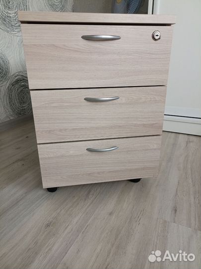 Тумба выкатная