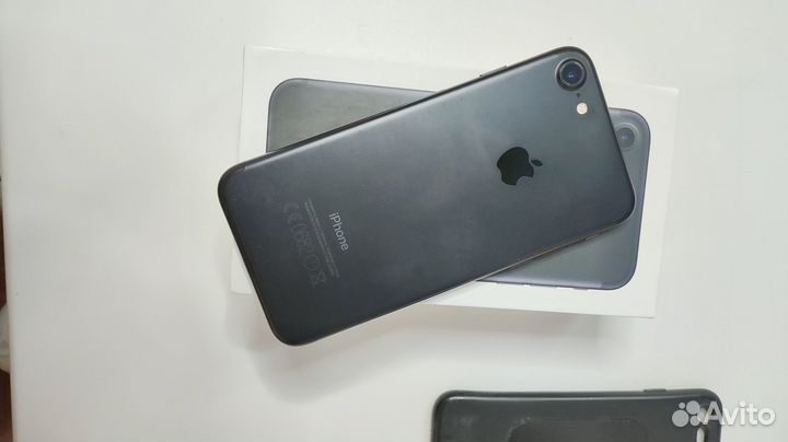 iPhone 7, 32 ГБ
