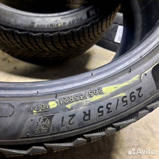 Michelin Pilot Alpin PA5 295/35 R21