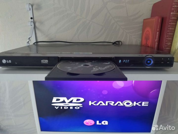 Dvd плеер с караоке LG
