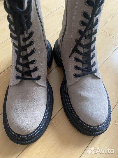 Ботинки замшевые женские