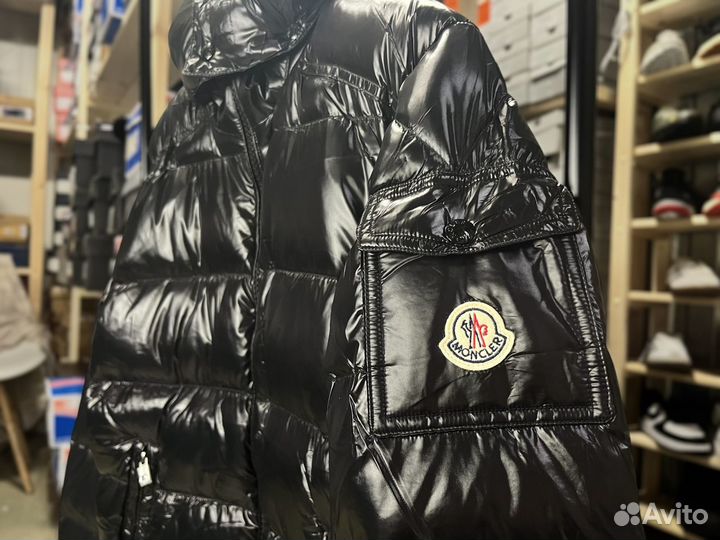 Пуховик Moncler