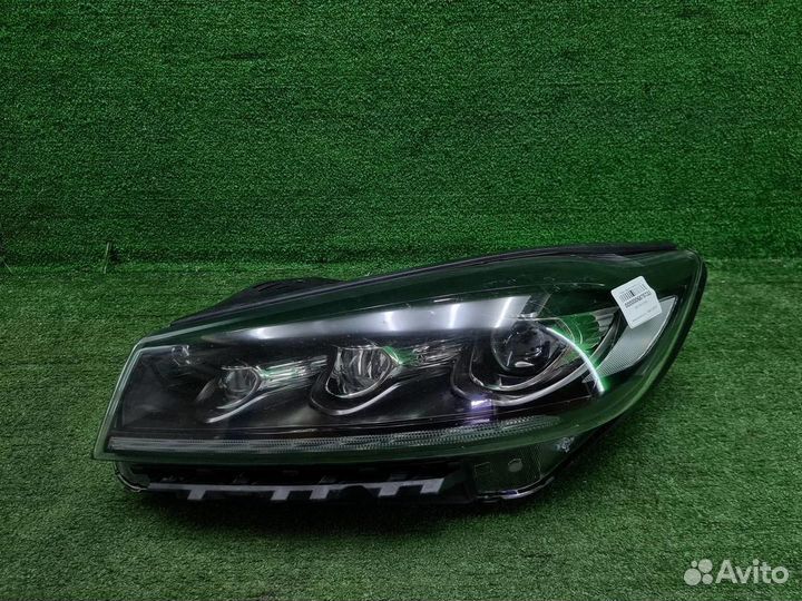 Фара левая Kia Sorento/Sorento Prime