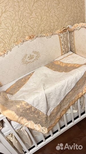 Бортики в детскую кроватку с одеялом