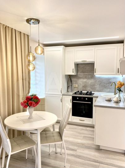 2-к. квартира, 43 м², 1/5 эт.