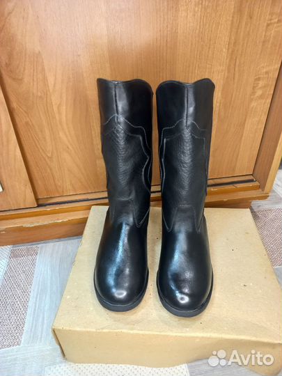 Женские зимние сапоги 90-х годов