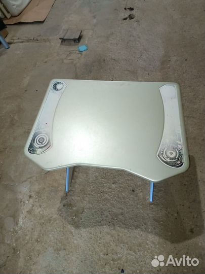 Детский стол и стул б/у