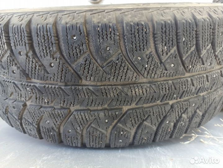 Bridgestone Ice Cruiser 7000 195/60 R15 88