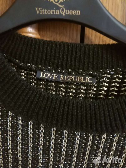 Куртка и кофточка