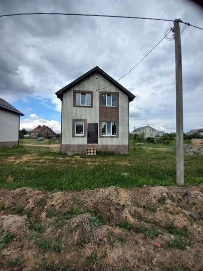 Дом 160 м² на участке 6 сот.
