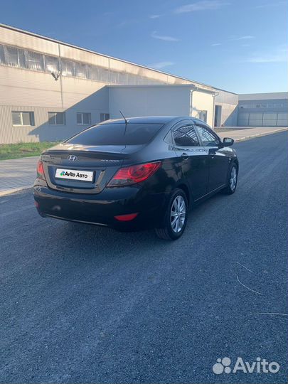 Hyundai Solaris 1.6 AT, 2014, 184 950 км