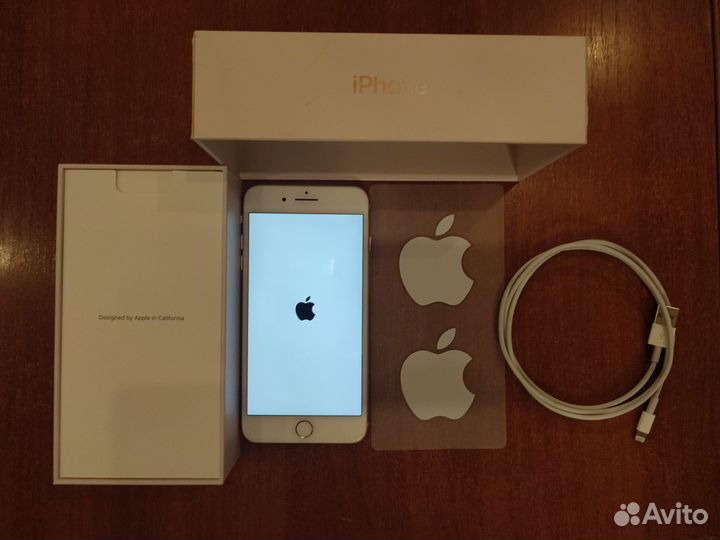 iPhone 8 Plus, 64 ГБ