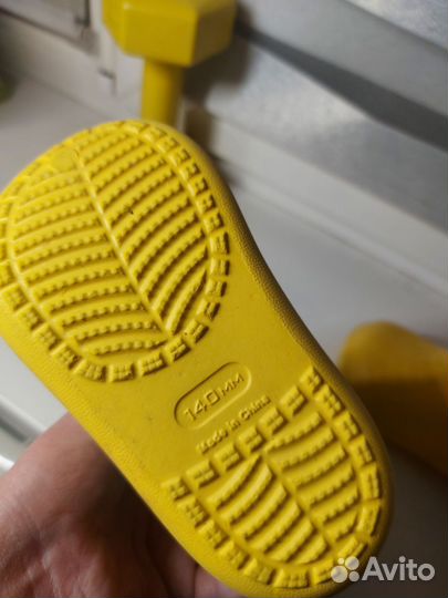 Резиновые сапоги