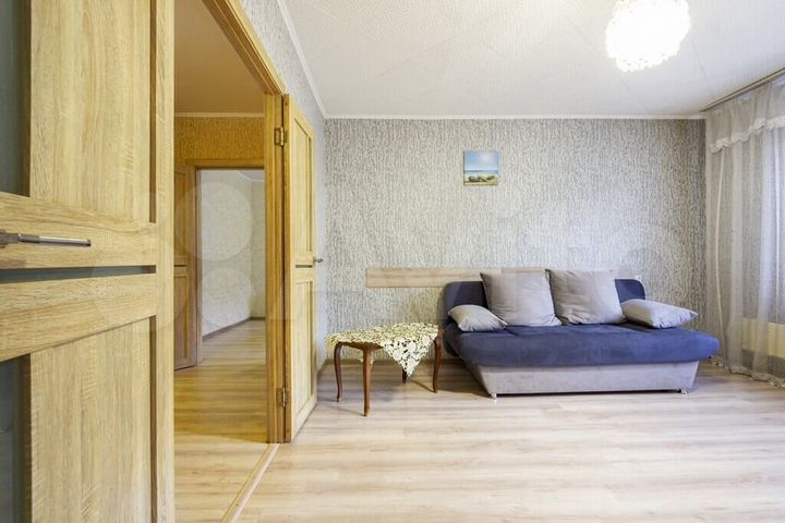 2-к. квартира, 45 м², 1/10 эт.
