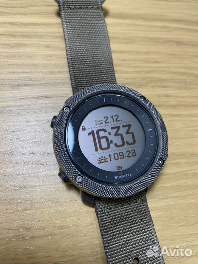 Часы Suunto Traverse alpha