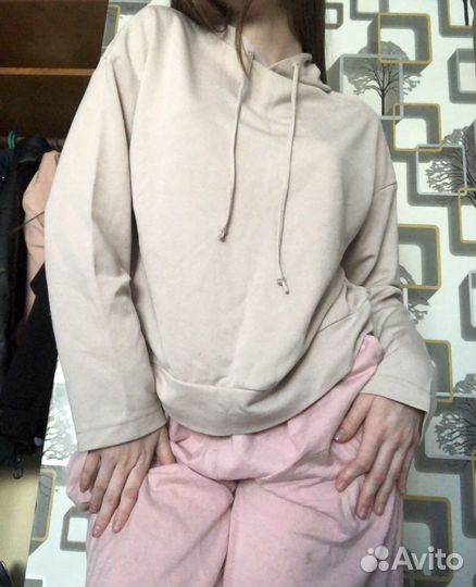 Худи женское, легкое, 42-44, бежевое