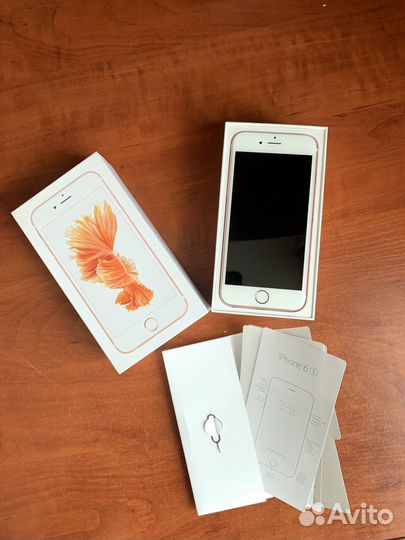 Телефон iPhone 6s