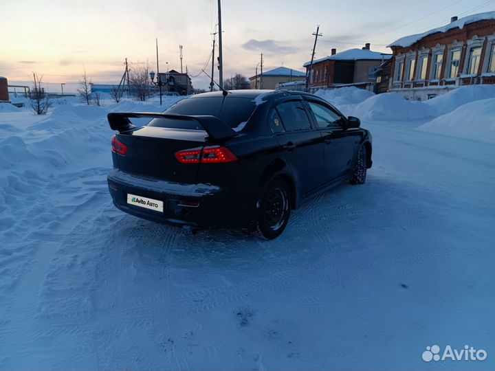 Mitsubishi Lancer 1.8 МТ, 2008, 300 000 км