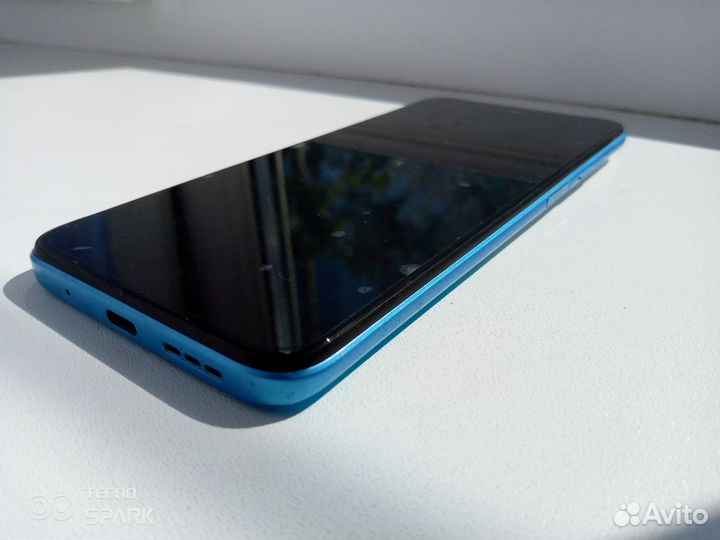 Телефон Xiaomi Redmi 10