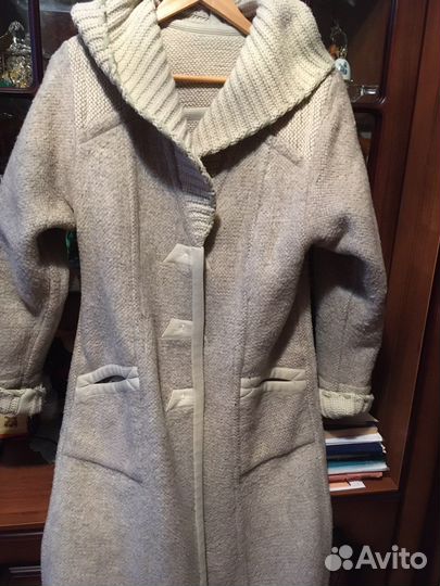 Вязаное пальто теплое на межсезонье Чехия