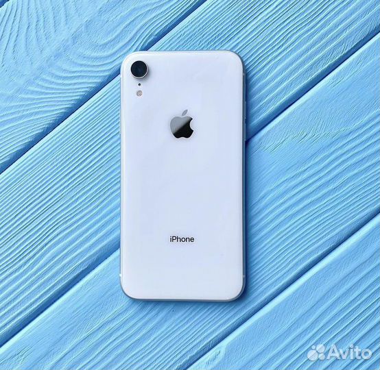 iPhone Xr, 64 ГБ