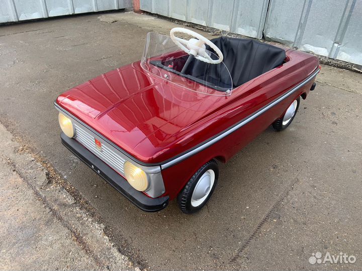 Педальный москвич СССР