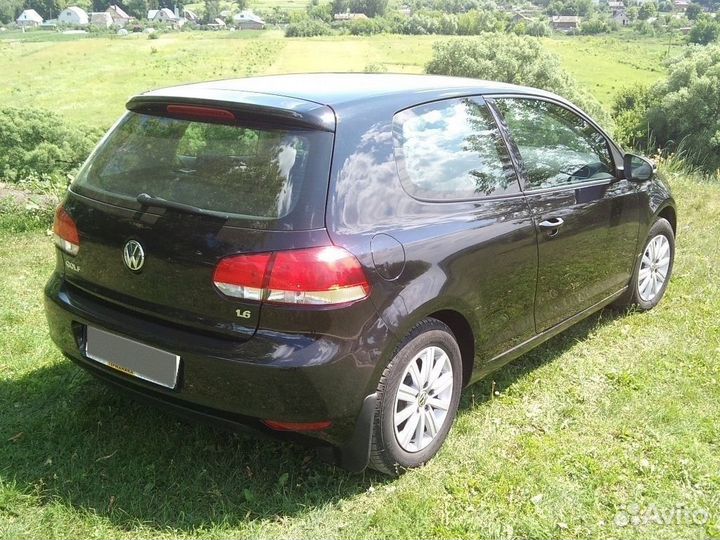 Volkswagen Golf 1.6 МТ, 2011, 200 000 км