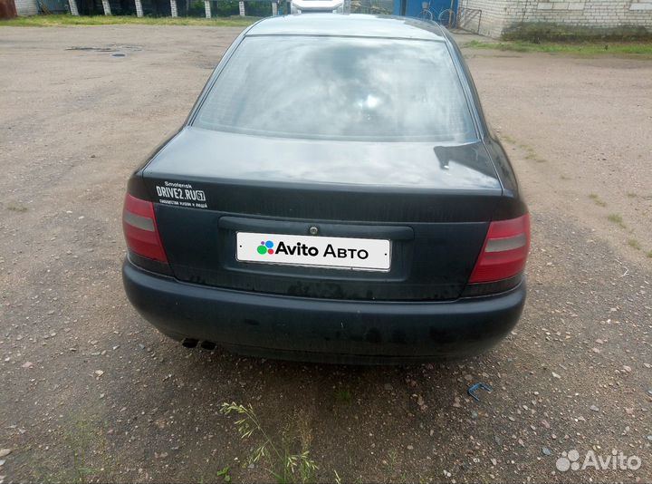 Audi A4 1.8 МТ, 1997, 410 000 км