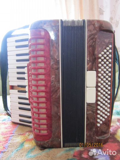 Продам аккордеон 