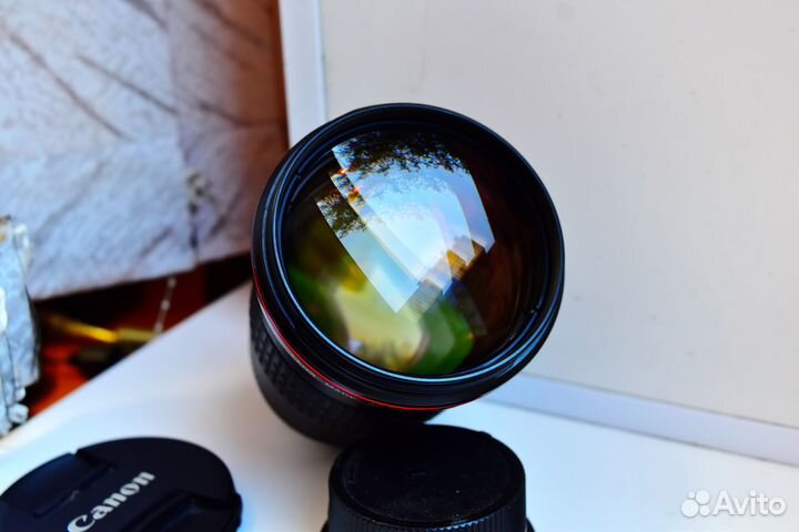 Canon Lens EF 135mm f/2L USM светосильный фикс