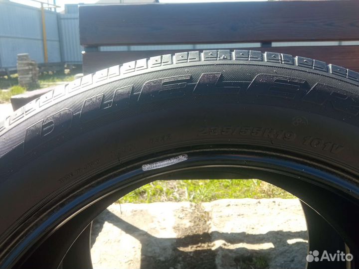 Bridgestone Dueler H/L 33 R19