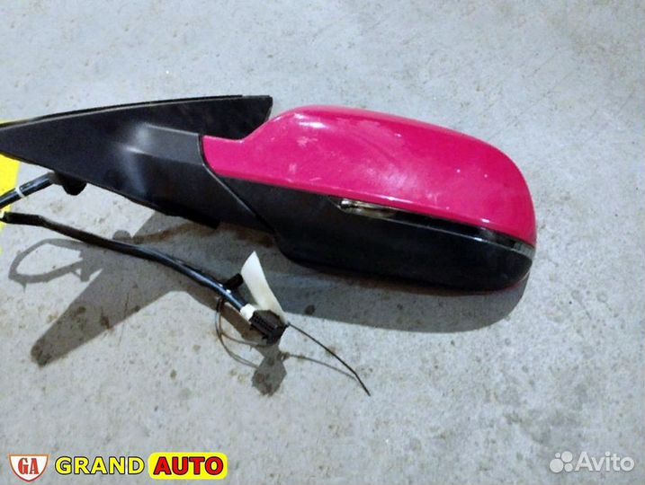Левое зеркало двери Audi A4
