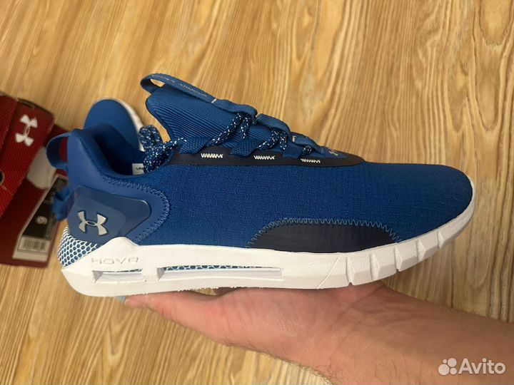 Кроссовки Under Armour UA hovr strt NM1