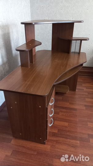 Компьютерный стол бу