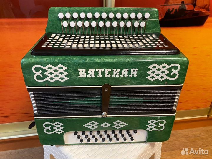 Гармонь Вятская в состоянии новой