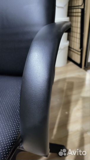 Компьютерное кресло