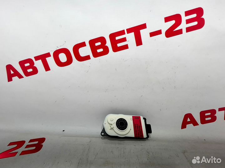 Bmw X5 G05 X7 G07 G30 G20 Моторчик Жалюзи 2428