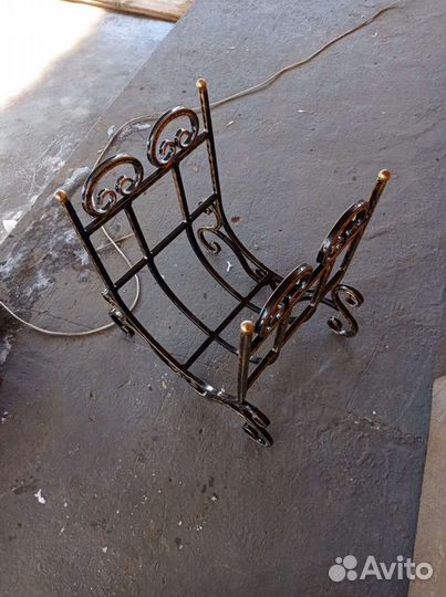 Дровница кованая