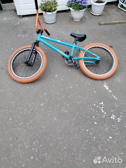 Трюковой велосипед BMX