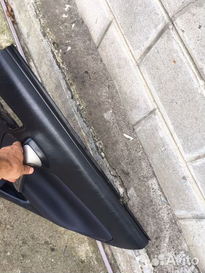 Toyota rav 4 2004 обшивка задняя правая двери