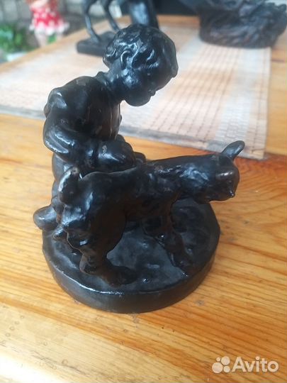 Девочка с козленком