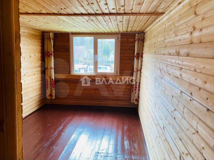 Дача 41 м² на участке 8 сот.