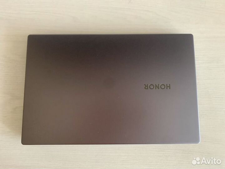 Honor MagicBook x15