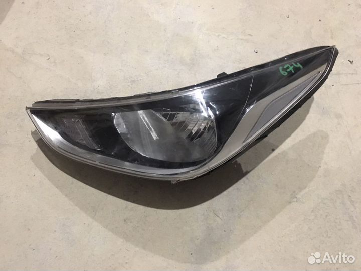 Фара дефект корпуса левая Hyundai Solaris 2019