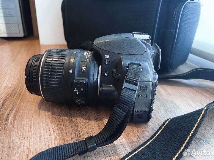 Зеркальный фотоаппарат