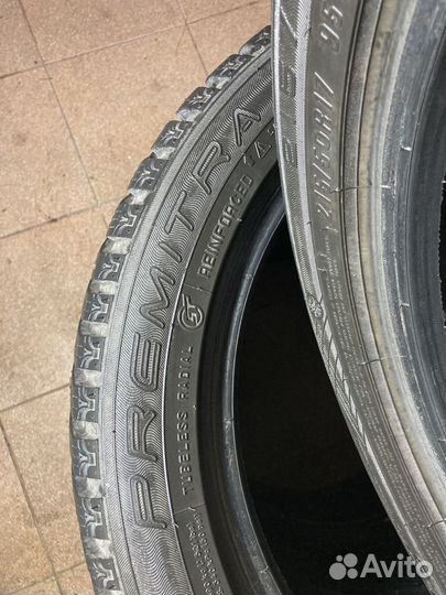 Maxxis NP5 Premitra Ice Nord 215/50 R17